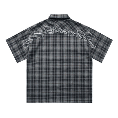 Camisa Cuadros con Bordado de Letras - Corte Holgado y Solapa Clásica - Image 5