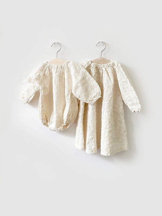 Vestido Infantil Estilo Occidental con Tirantes Bordados - Image 17