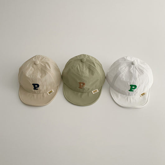 Gorra Infantil con Protección Solar - Diseño Alfabeto
