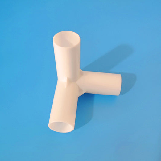 Conector Plástico de Tres Vías en Ángulo Recto