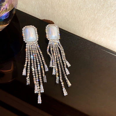 Aretes Largos de Perlas y Diamantes Completos con Borlas Exageradas - Image 5
