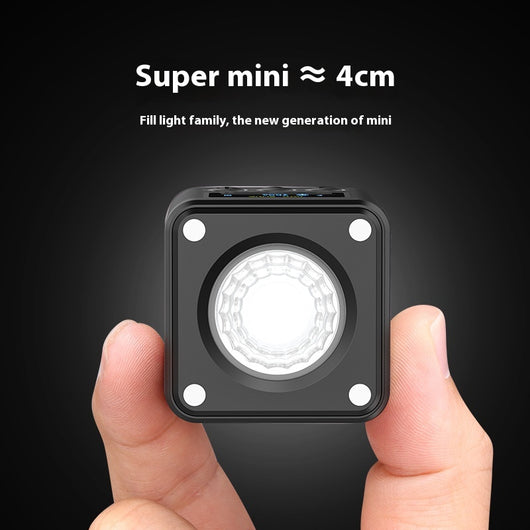 Luz de Relleno Magnética Mini LED Full Color con Batería de Litio - Image 3