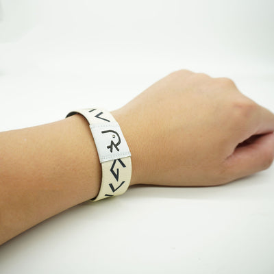 Pulsera Bíblica de Moda - Brazalete Inspiracional Ajustable - Image 32