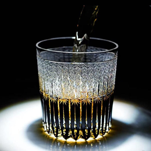 Vaso de Whiskey Edo Kiriko Pino y Grúa - Artesanía Japonesa - Image 12