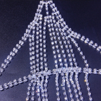 Bikini de Playa con Cadena de Cristales y Cuello Joya - Image 3