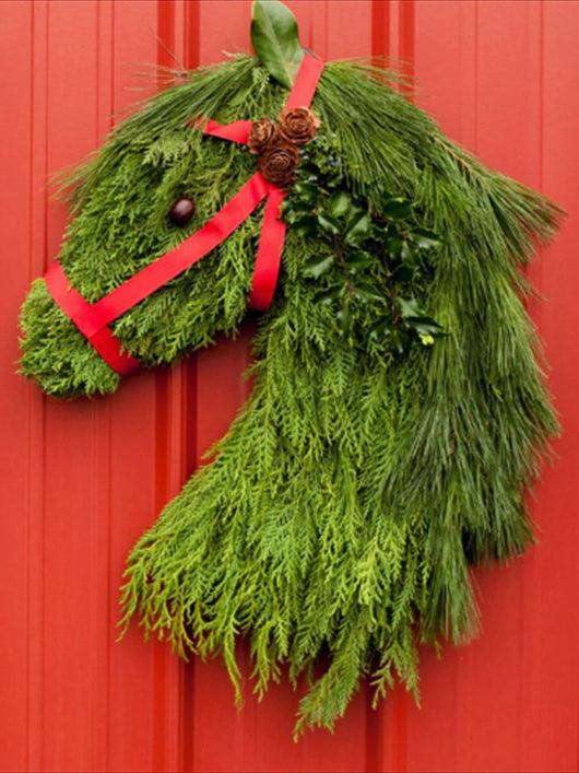 Guirnalda Navideña Cabeza de Caballo con Esferas Decorativas - Image 7