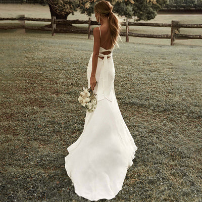 Vestido de Novia Satén Francés Ligero con Escote Cruzado - Image 10