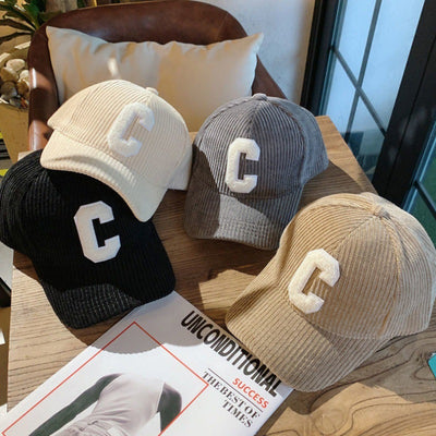 Gorra Deportiva Pato de Pana con Letra C