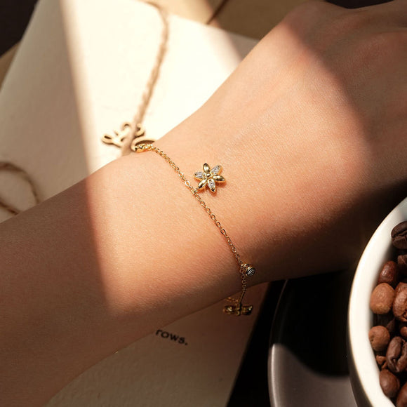 Pulsera de Plata Esterlina con Moissanita D Color y Flor Roja para Mujer