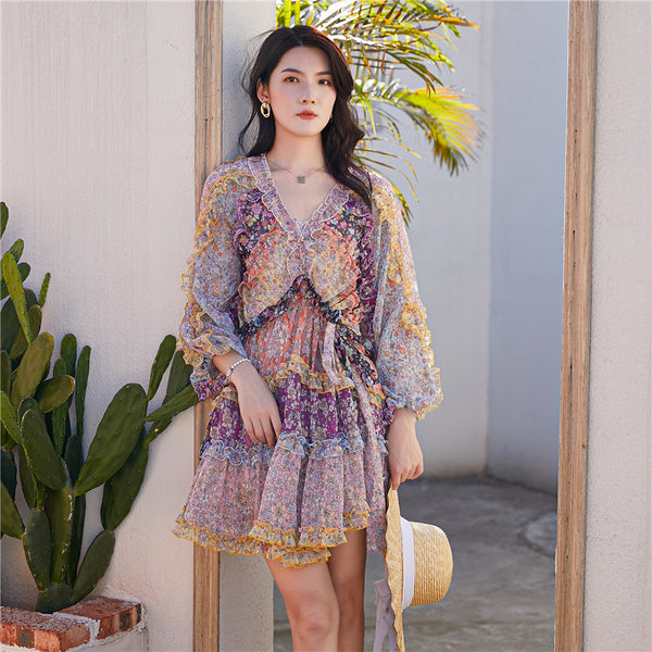 Vestido Largo Floral con Cintura Ajustada y Mangas Farol