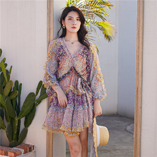 Vestido Largo Floral con Cintura Ajustada y Mangas Farol