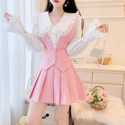 Blusa Preppy Encaje con Tirantes Plisados - Image 8