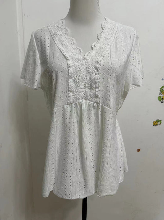Blusa Elegante de Encaje con Manga Volante y Cuello en V - Image 22