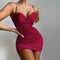 Vestido Plisado Escotado Ajustado a la Cadera