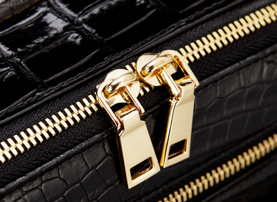 Bolso de Cuero Personalizado para Hombre - Elegancia y Funcionalidad - Image 15