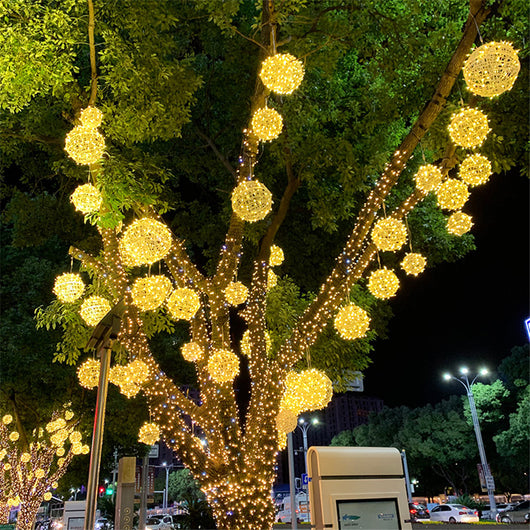 Lámpara LED Colgante para Árbol - Iluminación Decorativa de Paisaje - Image 2