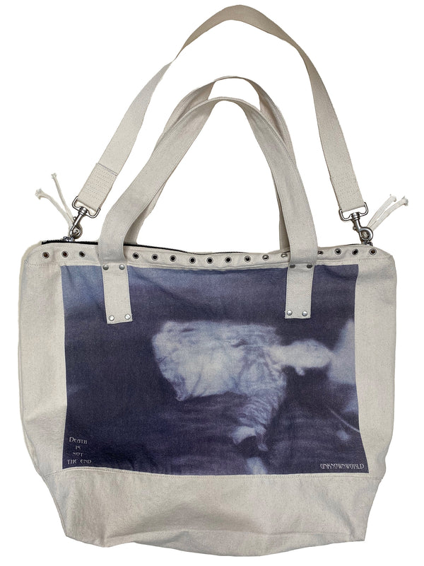 Bolsa Tote Canvas con Estampado de Ojetes Zip