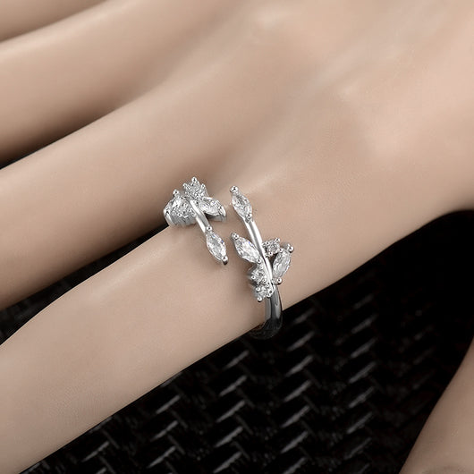Anillo Elegante de Hoja con Circón - Estilo Japonés y Coreano