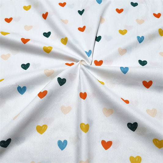Tela de Algodón Twill con Diseño Geométrico de Corazones, Líneas y Lunares - Image 2