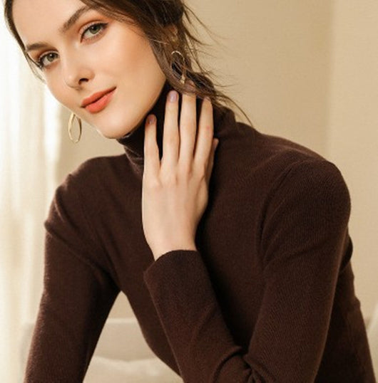 Suéter de Cuello Alto en Cashmere para Mujer Ajustado y Corto - Image 21