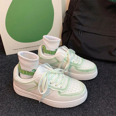 Tenis Blancos Bordados Versátiles para Mujer - Image 8