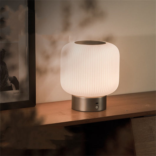 Lámpara de Escritorio con Sensor de Movimiento y Control Táctil - Image 5