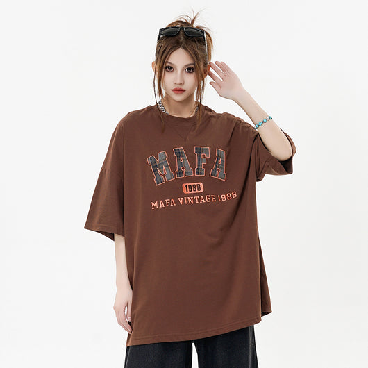 Camiseta Casual con Parche de Letras Bordadas para Hombre - Image 3