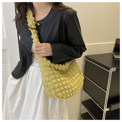 Bolsa Axilar Plisada Clouds - Estilo Occidental Minimalista y Trendy - Image 13