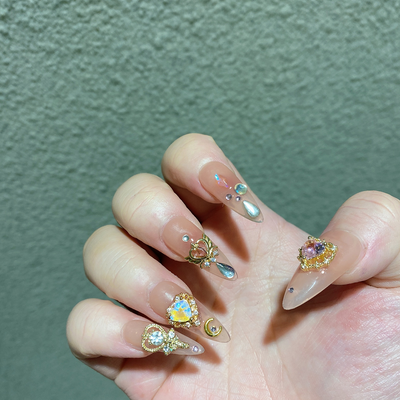 Uñas Postizas Resistentes al Agua - Duración Extendida con Acabado Lunar - Image 3