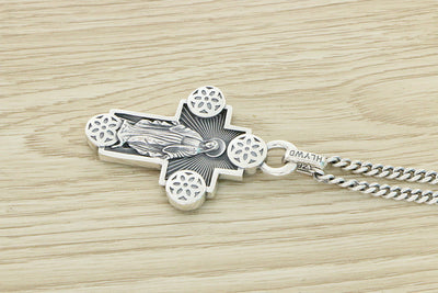 Collar de Plata Esterlina con Colgante Cruz y Flor de Cerezo Vintage Unisex - Image 6