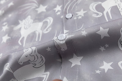 Camisa Estampada con Diseño de Estrellas para Hombre - Image 7