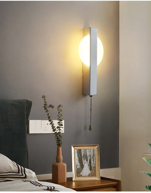 Aplique Minimalista Blanco y Negro para Pasillos y Espacios Modernos - Image 14