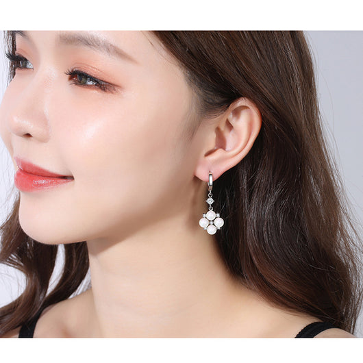 Aretes Largos con Perlas y Cristales Brillantes - Image 12