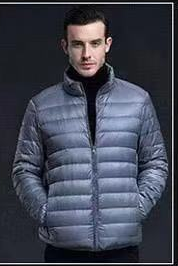 Chamarra de Plumas Ligera con Capucha para Hombre - Image 2