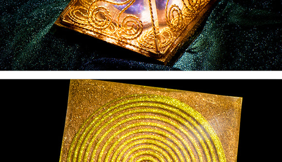 Pirámide de Amatista Cubo Espiral Triple Ogon Original