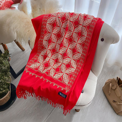 Chal Bordado con Flecos y Patrón Jacquard Geométrico para Mujer - Image 10