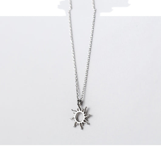 Collar Plata S925 Mujer Diseño Sol Hueco Rayo Corto Escote - Image 4