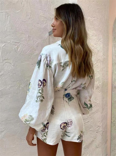 Conjunto Ejecutivo: Blusa Manga Larga y Shorts Cintura Alta - Image 11
