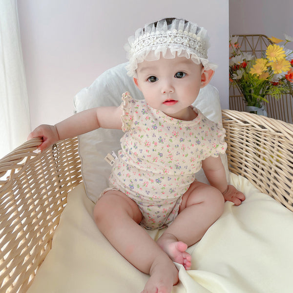 Enterizo Floral para Bebé con Encaje y Elástico Ajustable