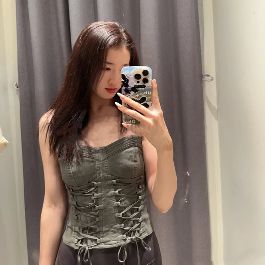 Camiseta Ajustada sin Mangas para Mujer con Amarre Frontal