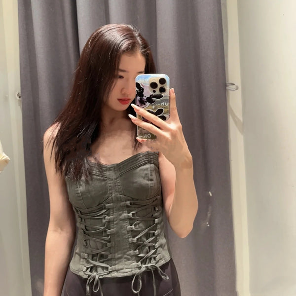 Camiseta Ajustada sin Mangas para Mujer con Amarre Frontal