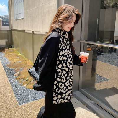 Bufanda Leopardo Moda Europa América - Cálida y Versátil para Mujer - Image 4