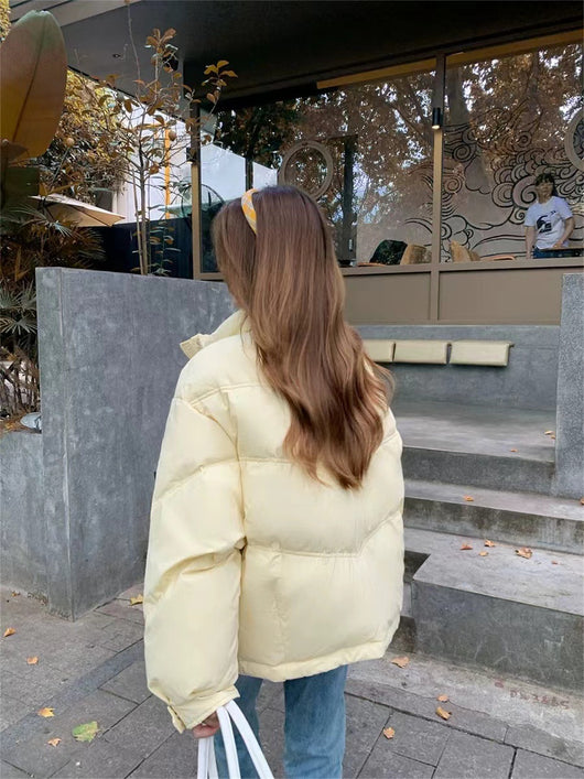 Abrigo Corto de Invierno con Cuello Alto y Botones de Madera - Image 15