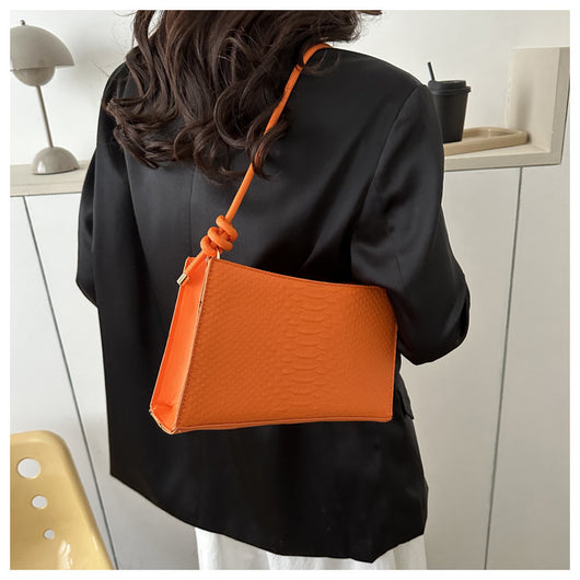 Bolso Bandolera Minimalista de Un Hombro - Modelo Baguette - Image 13