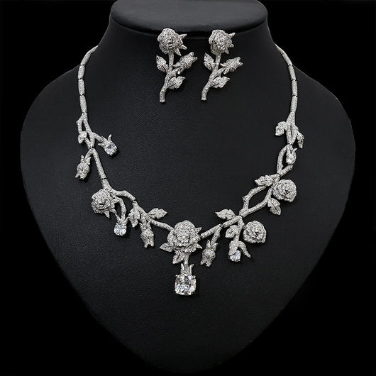 Conjunto de Collar y Aretes Nupcial con Flores de Alta Calidad - Image 9