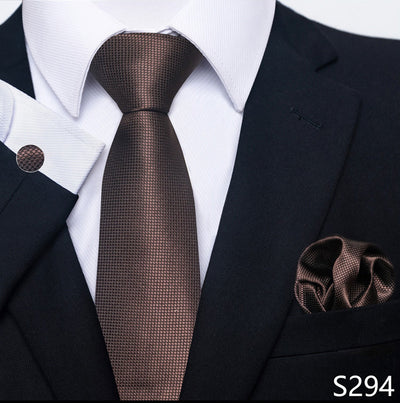 Conjunto Completo de Accesorios Ejecutivos: Corbata, Pañuelo y Gemelos Formales - Image 37