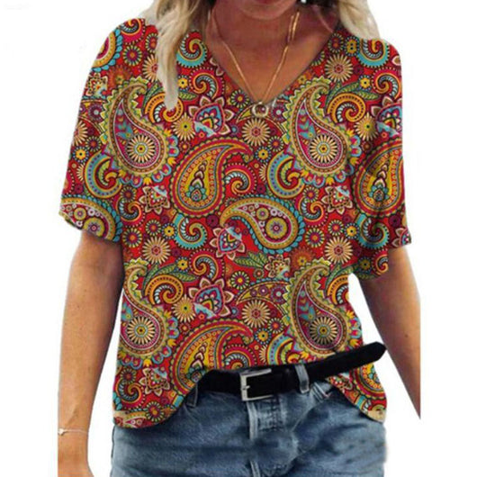 Playera Oversized Cuello V Estampada Manga Corta - Image 2