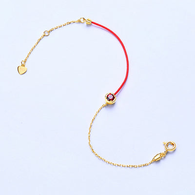 Pulsera de Hilo Rojo para Mujer - Diseño Elegante y Moderno - Image 3