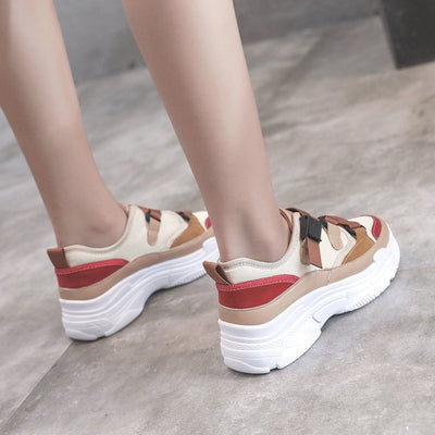 Tenis Deportivos Coreanos con Suela Gruesa y Hebilla Ajustable - Image 13