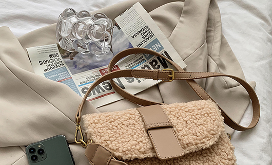 Bolsa Bandolera de Peluche Otoño Invierno - Diseño Minimalista - Image 14